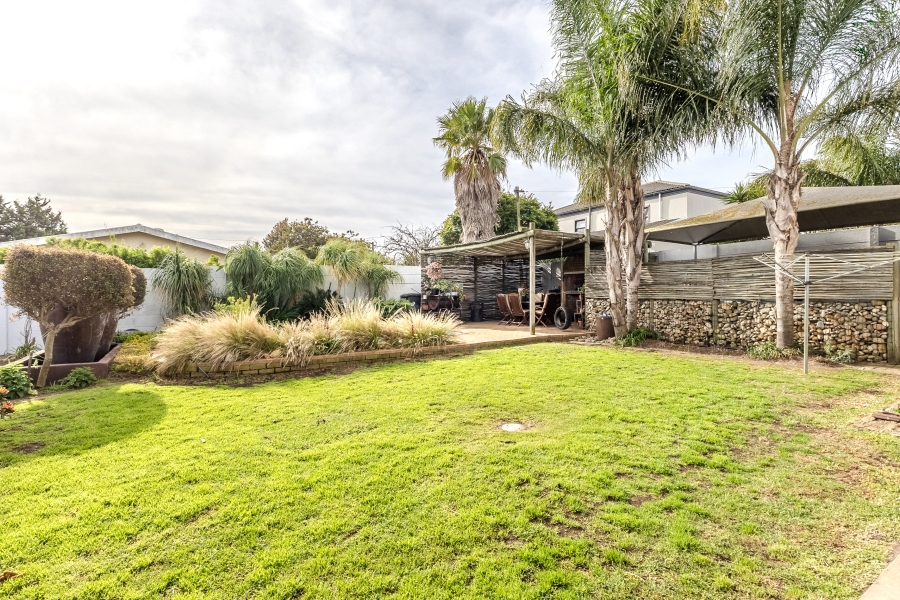 4 Bedroom Property for Sale in Protea Heights Western Cape